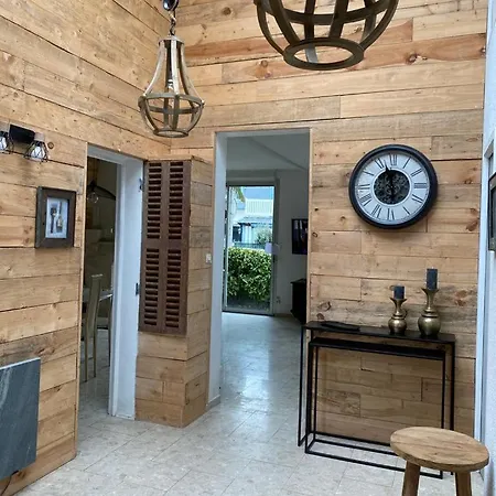 Σπίτι διακοπών Les Planches Proche Place Morny *