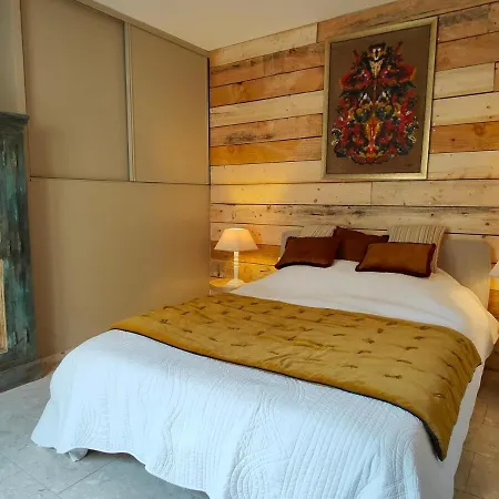 Les Planches Proche Place Morny Σπίτι διακοπών *