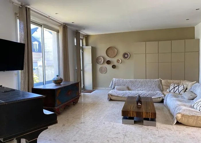 Semesterbostad Les Planches Proche Place Morny Deauville