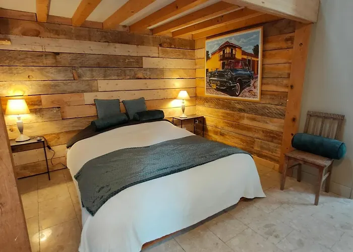 Les Planches Proche Place Morny Deauville